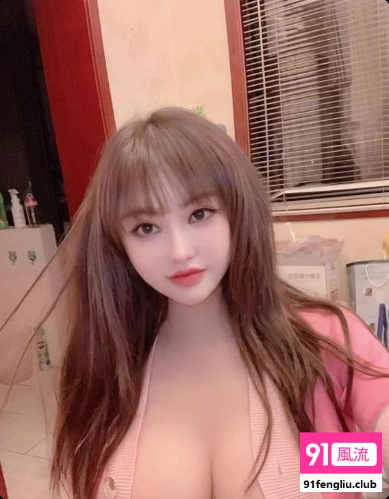 服务系巨乳骚煊煊